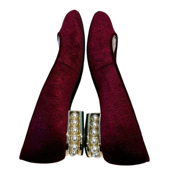 Isaac Mizrahi Women's Embossed Velvet Pearl Heeled Ballet Flat Wine Size 9.5 NIB - Picture 5 of 8